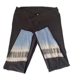 Victoria's Secret Blue Leggings with Blue and White Accents